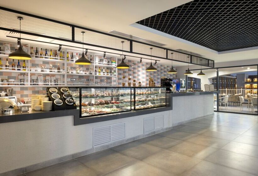 Arcanus Hotels Trendline Side