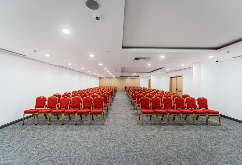 Arcanus Hotels Trendline Side