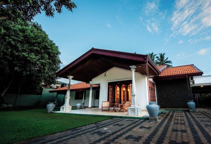 住宿加早餐  Beru Villa
