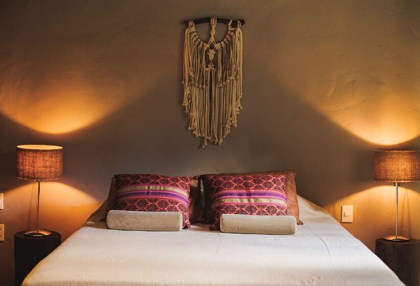 تختخواب و صبحانه Casa Sukha