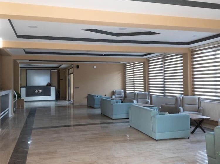 تختخواب و صبحانه Kumru Suitesseda Pansi̇yon