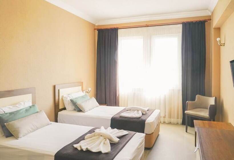 تختخواب و صبحانه Kumru Suitesseda Pansi̇yon