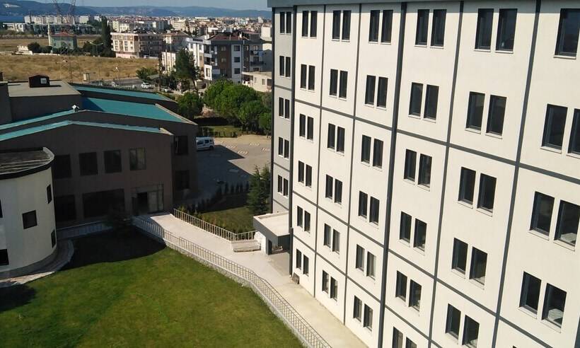 تختخواب و صبحانه Kumru Suitesseda Pansi̇yon