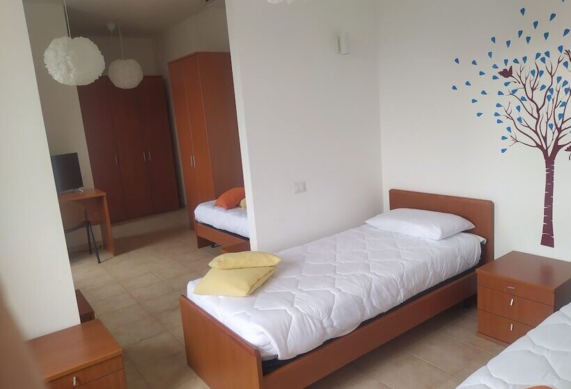 Room In B&b   Note Di Stelle Resort A Marrubiu