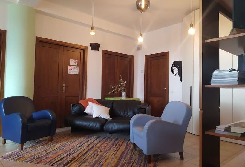 Room In B&b   Note Di Stelle Resort A Marrubiu