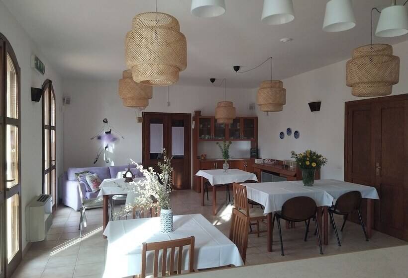 Room In B&b   Note Di Stelle Resort In Marrubiu Num01