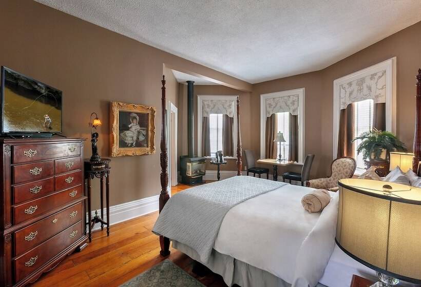 Breadalbane Inn