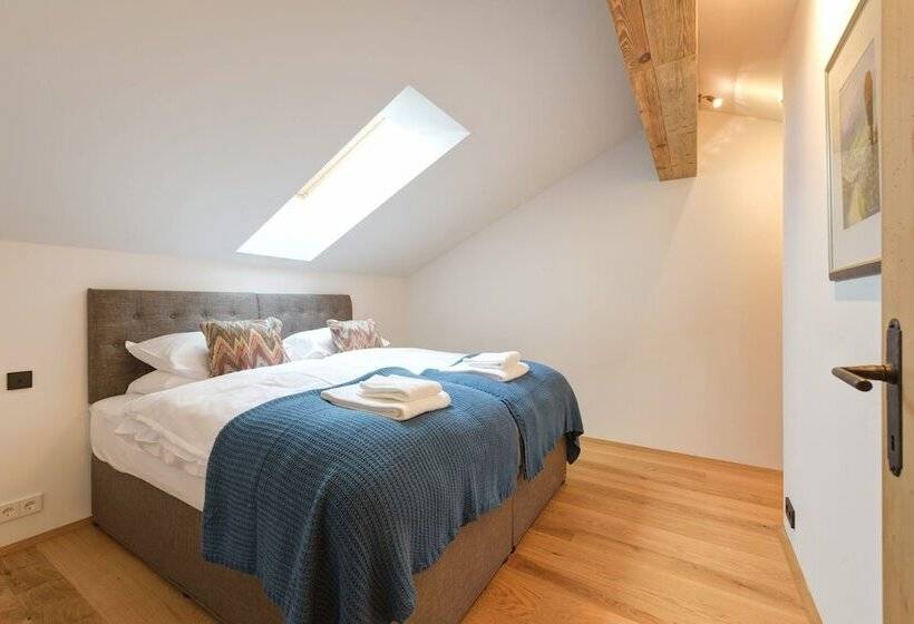 Chalet Silver Fox