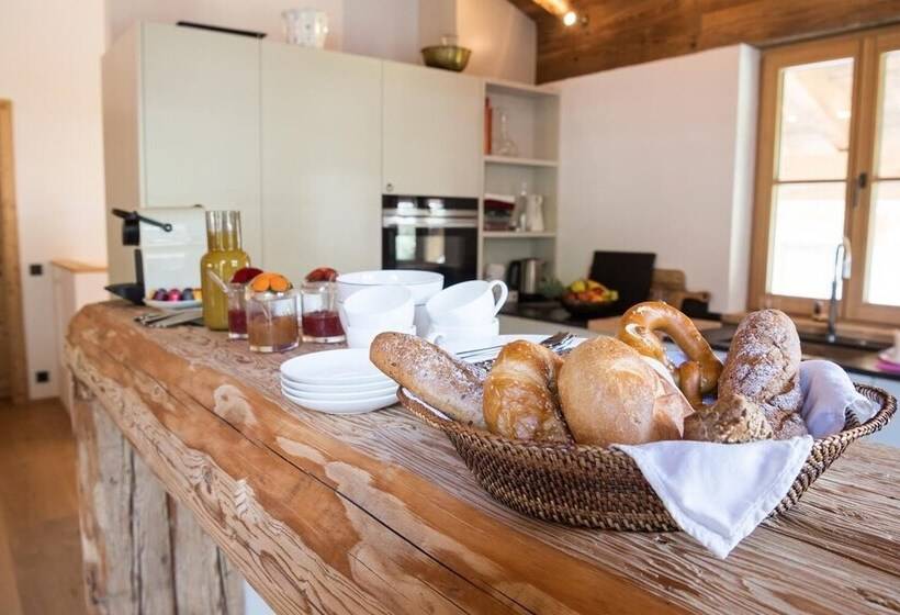 Chalet Silver Fox