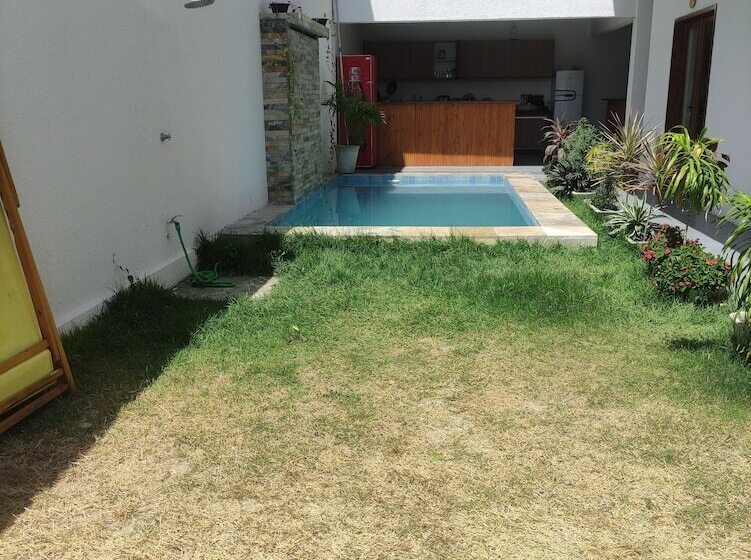 مسافرخانه Vila Parque Preá
