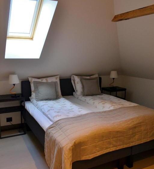 هتل Andenes Suite