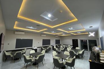Emmaag Hotel, Ibadan