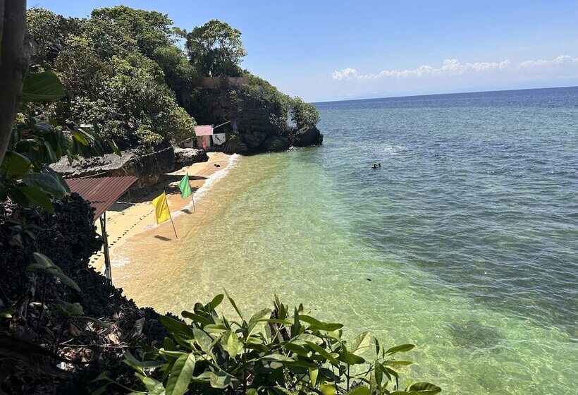 هتل Gratum Beach Resort