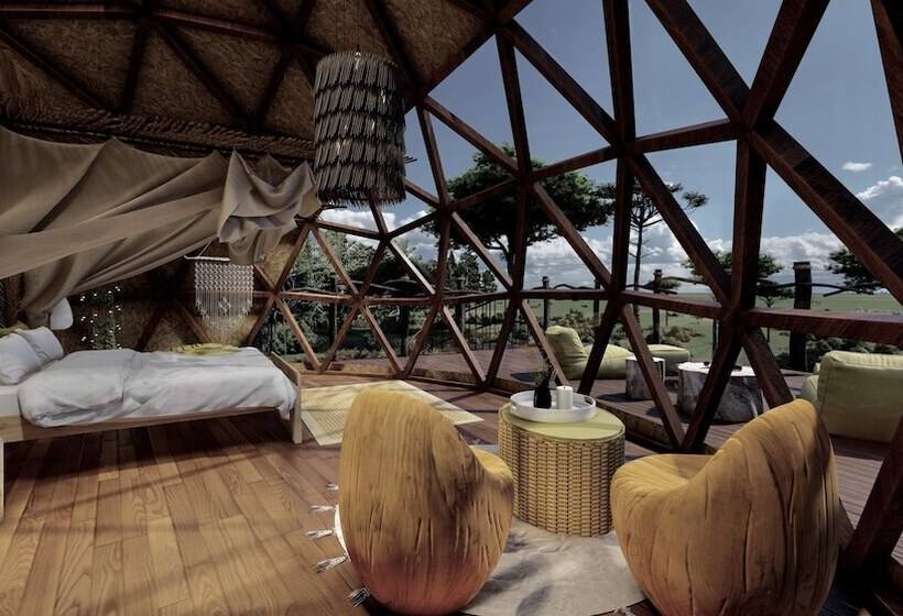 هتل Kuoom Serengeti
