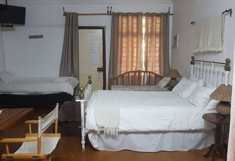 Отель Mulberry Lane Suites