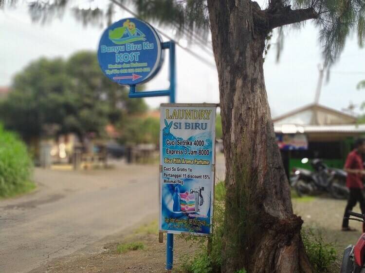 ホテル Penginapan Banyu Biruku