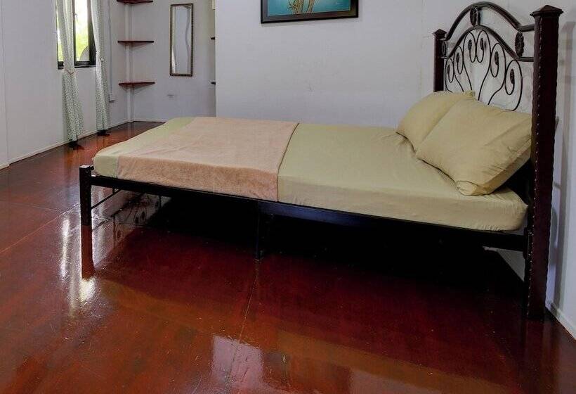 Отель Rumah Pangi Homestay By Oyo