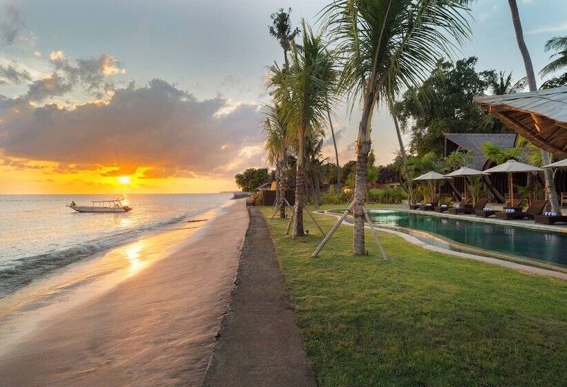 ホテル The Sankara Beach Resort   Nusa Penida