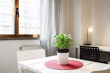 پانسیون Kamchu Apartments Room With Bathroom Ensuite Anagnina Tor Vergata