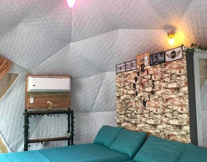 پانسیون Liwa Liw Beach Villas & Dome Glamping