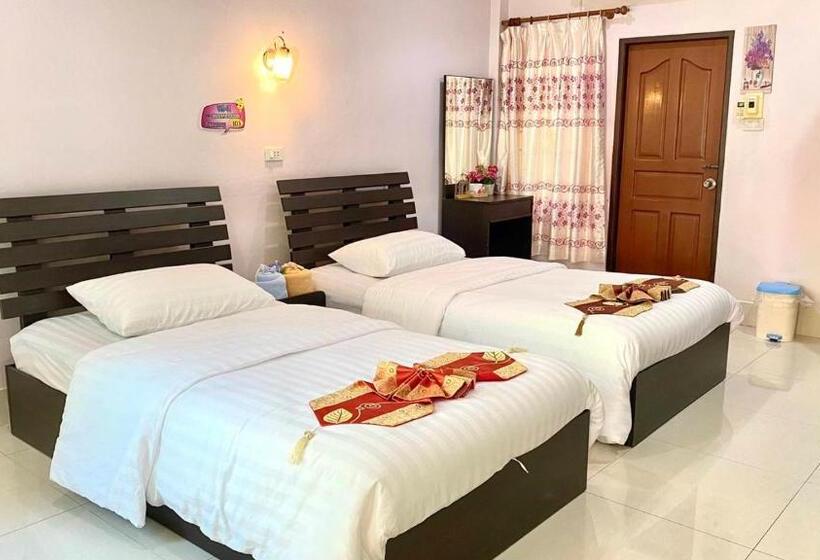 پانسیون Pennaung Resort