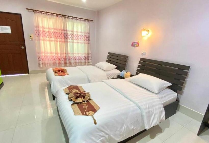 پانسیون Pennaung Resort