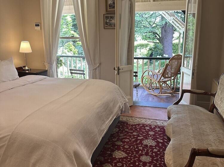 פנסיון Rowan Brae Historic Guest House