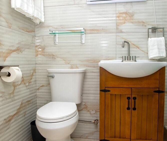 פנסיון The Mayflower Inn