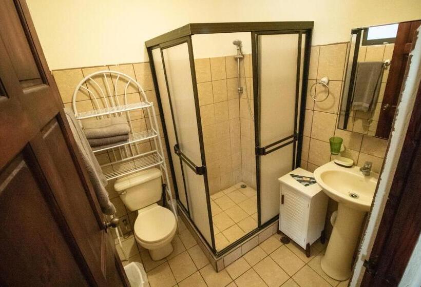 Anona Guesthouse