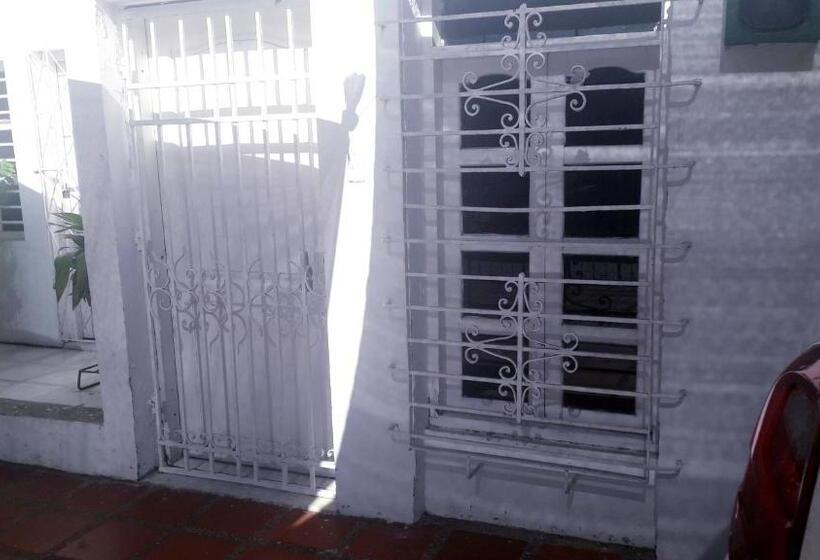 Apartamentos Y Estudios Manga Real