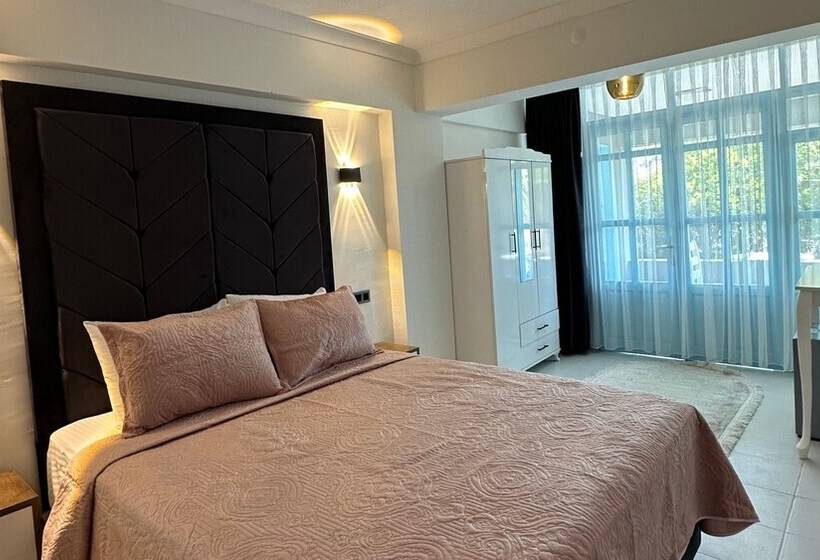 住宿加早餐  Datça House Butik Otel