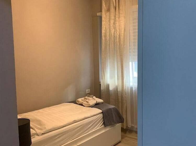 تختخواب و صبحانه Klemi