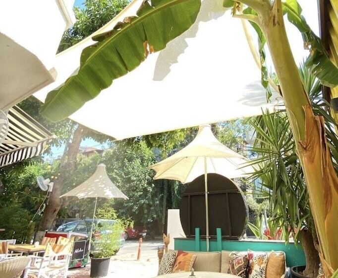 Cabbana Hotel Lara