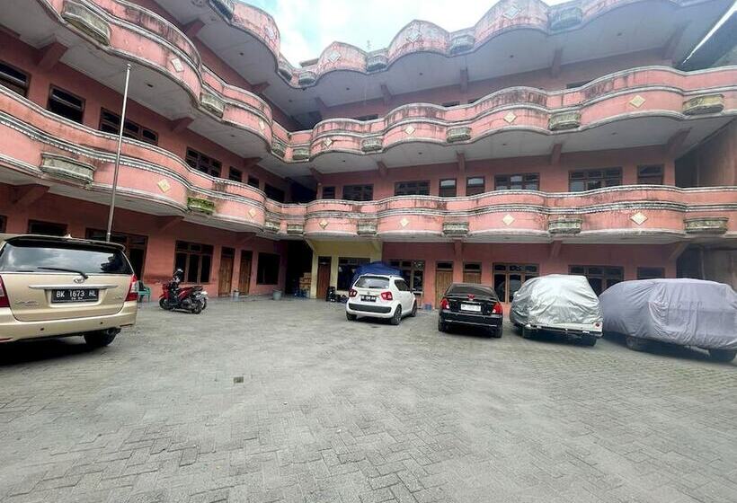 Deli Hotel Medan By Oyo