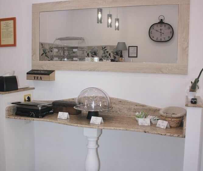 مسافرخانه Messina 41