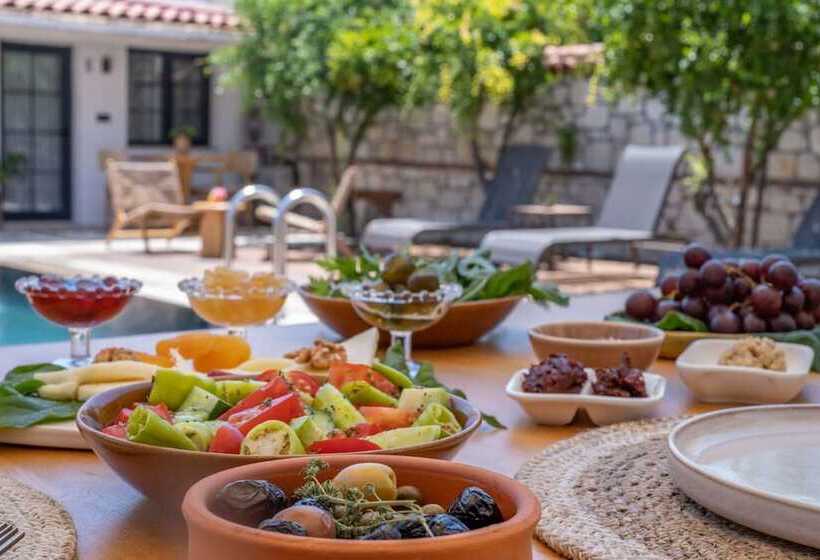 فندق Caliza Alacati