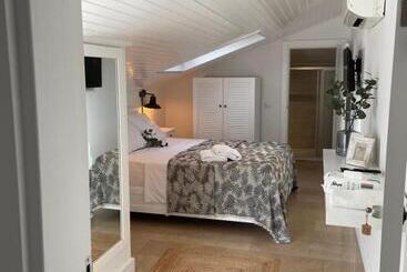 هتل Alacati Moonbox