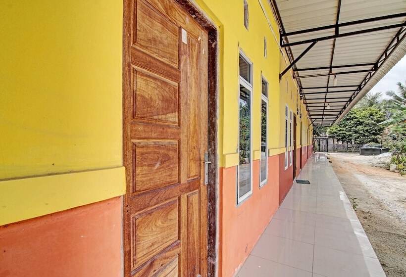 هتل Alfatar Homestay Syariah By Oyo