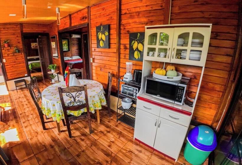 בית מלון כפרי Bungalows Las Iguanas Arenal Volcano
