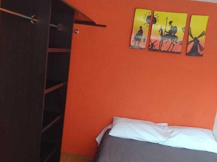 هتل Casita Del Arbol