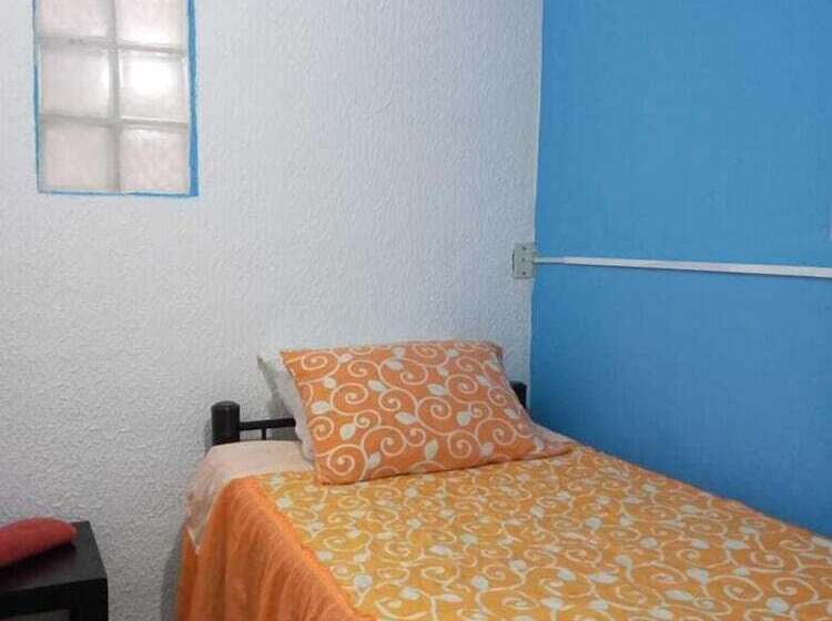 هتل Casita Del Arbol