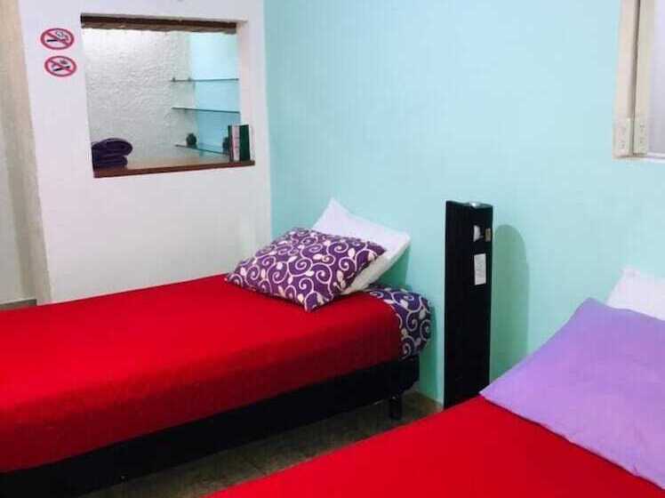هتل Casita Del Arbol