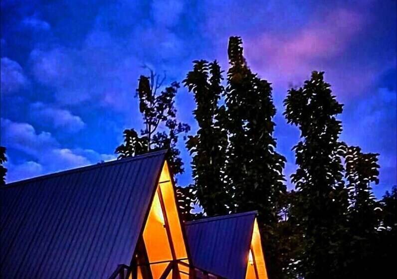 호텔 Chalet Bromo Lounge & Lodge