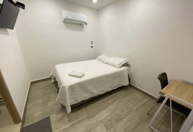 هتل Dubai Curumani