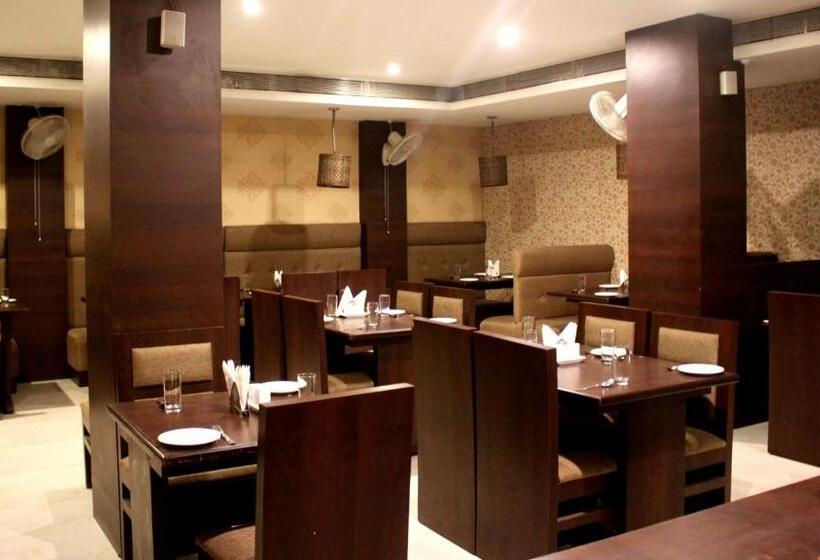 هتل Gk Palace Pure Veg