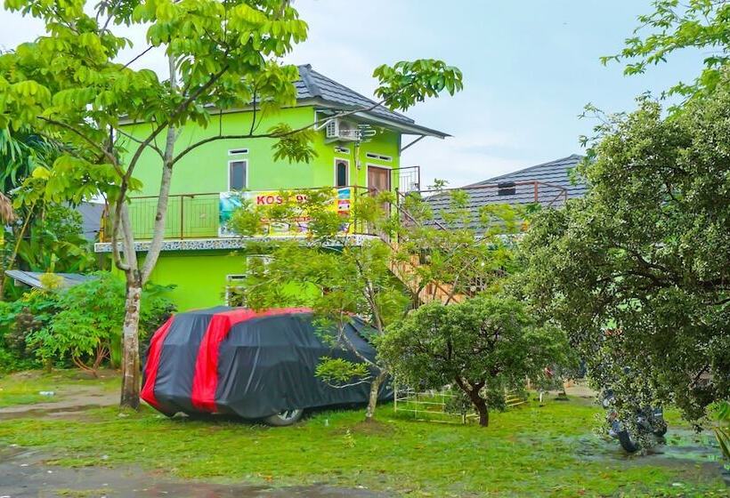 فندق Kost Qiu Qiu 99 By Oyo