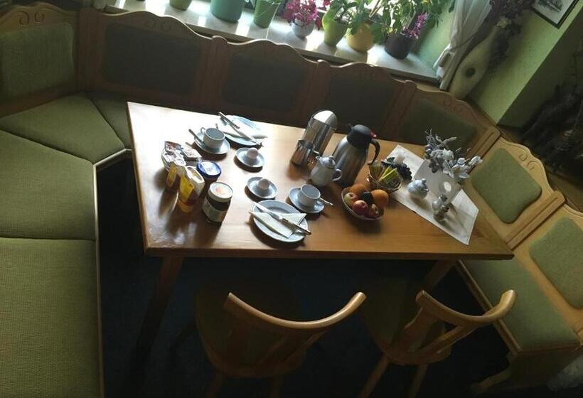 호텔 Pension Gasthaus Zur Forelle