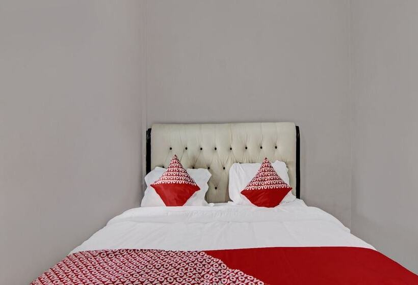 ホテル Putri Homestay Syariah By Oyo