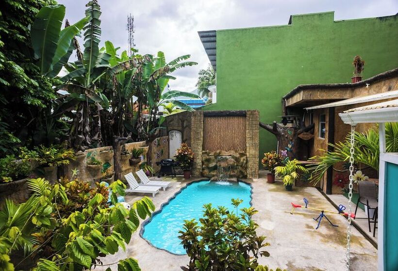 هتل The Blue Suites & Spa