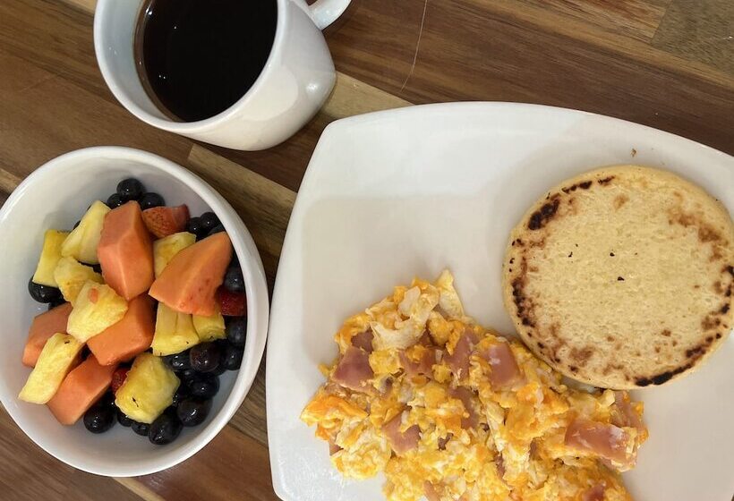 هتل The Orange House